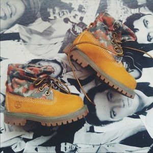 Toddler size 6 Timberland boots
